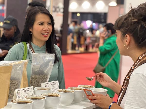 Detech coffee đã chính thức có mặt tại world of coffee trade show 2022 milan