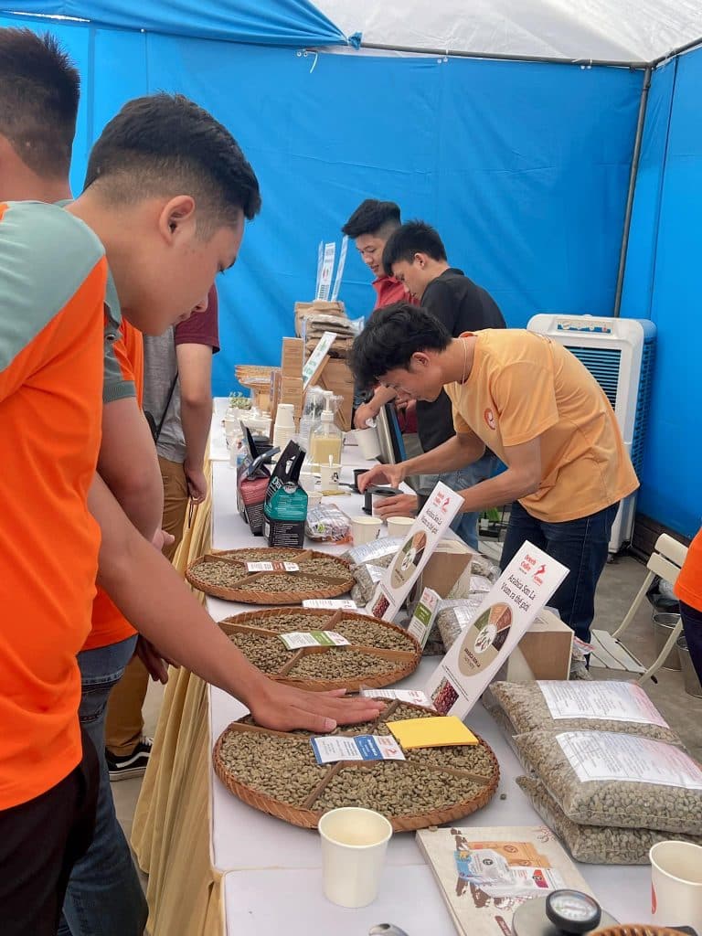 DETECH COFFEE COMPANY WITH VIETNAM COFFEE CHALLENGE